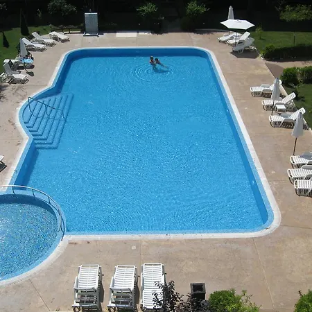 Apartment Chateau- Aheloy