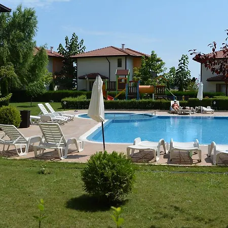 Apartment Chateau- Aheloy * Aheloy
