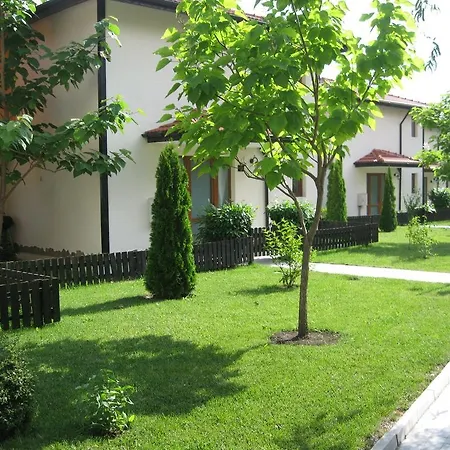 Apartment Chateau- Aheloy *