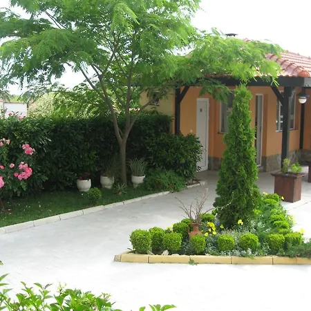 Apartment Chateau- Aheloy * Aheloy