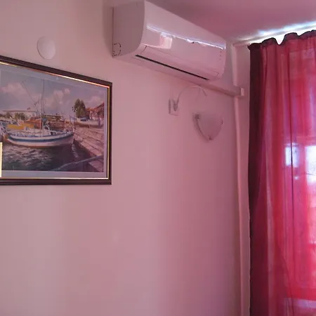 Apartment Chateau- Aheloy