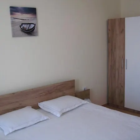 Apartment Chateau- Aheloy Aheloy