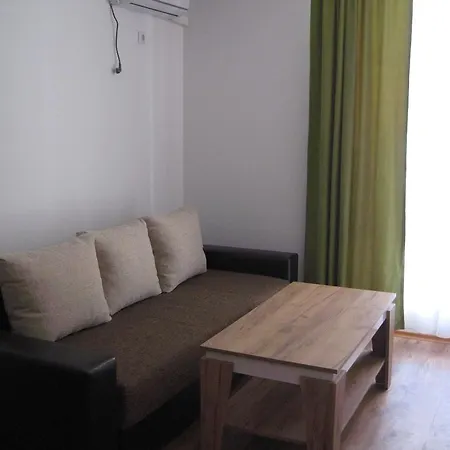 Apartment Chateau- Aheloy * Aheloy