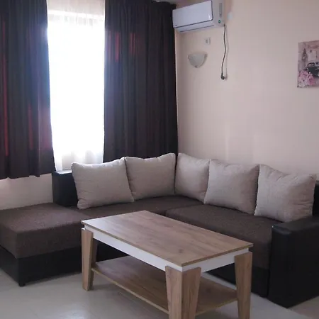 Apartment Chateau- Aheloy Aheloy